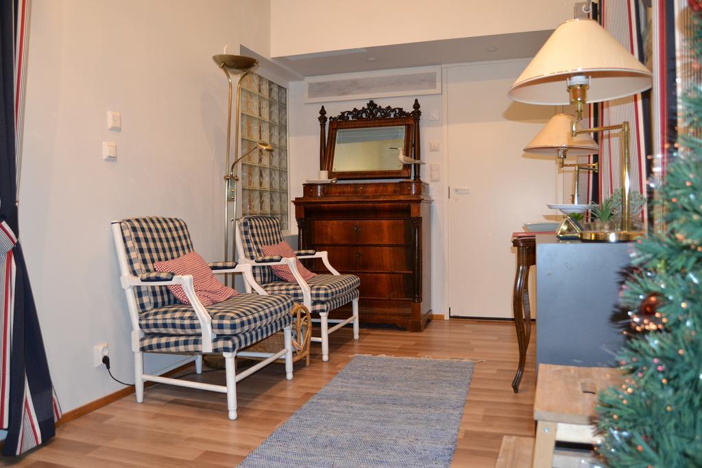 Villa Linnunlaulu Loparo Chambre photo