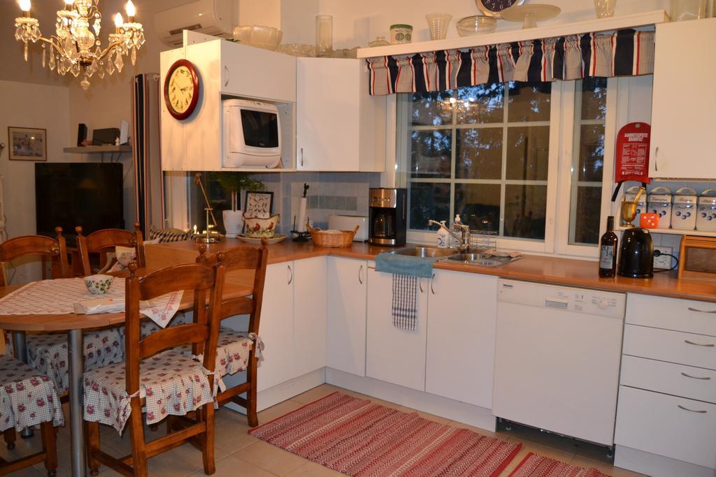 Villa Linnunlaulu Loparo Chambre photo